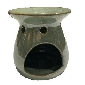 Elegant Expressions by Hosley's Green Ceramic Oil Warmer Diffuser